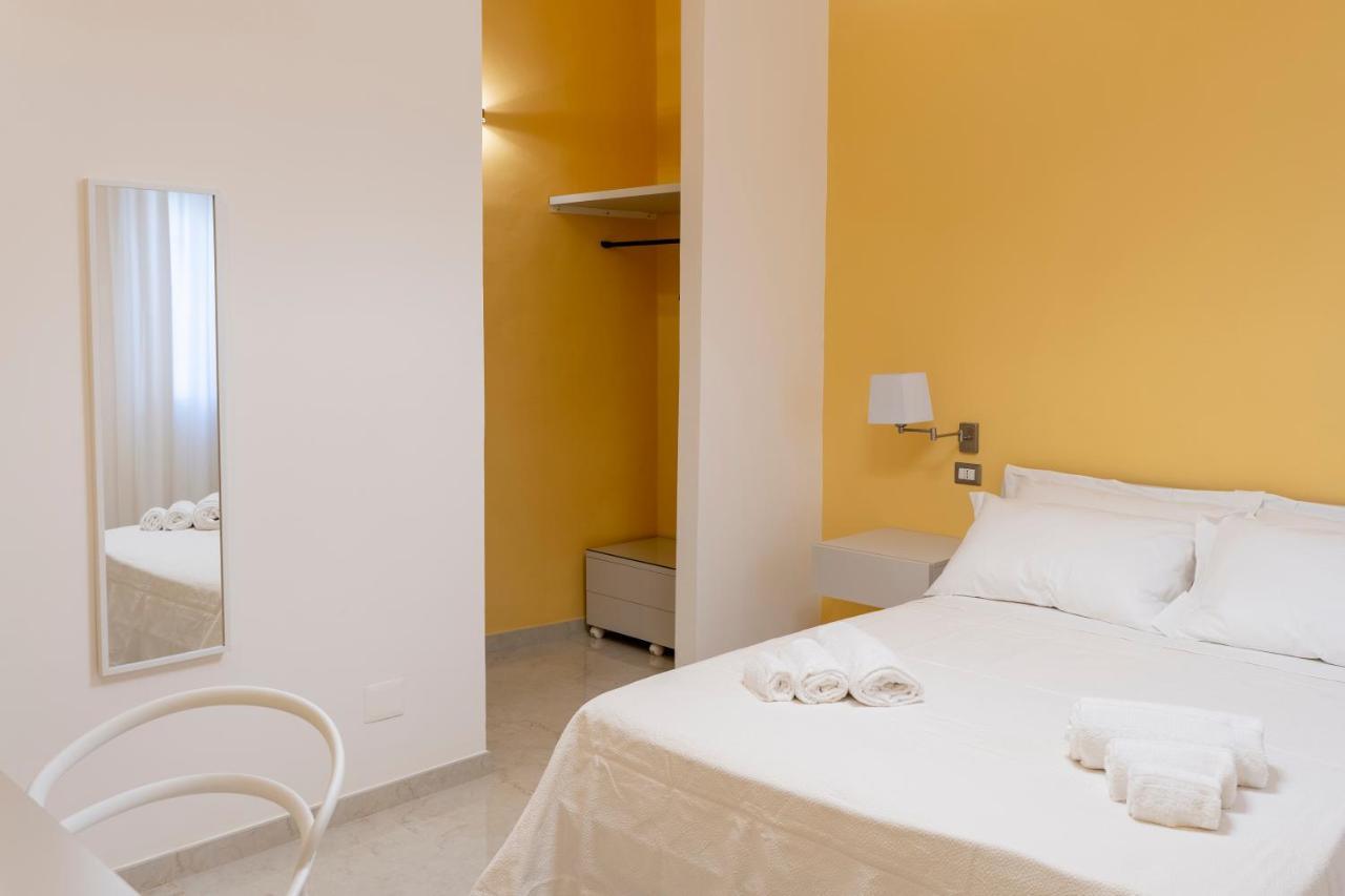 A Casa Dei Miei Hotel San Pietro Vernotico Exterior photo