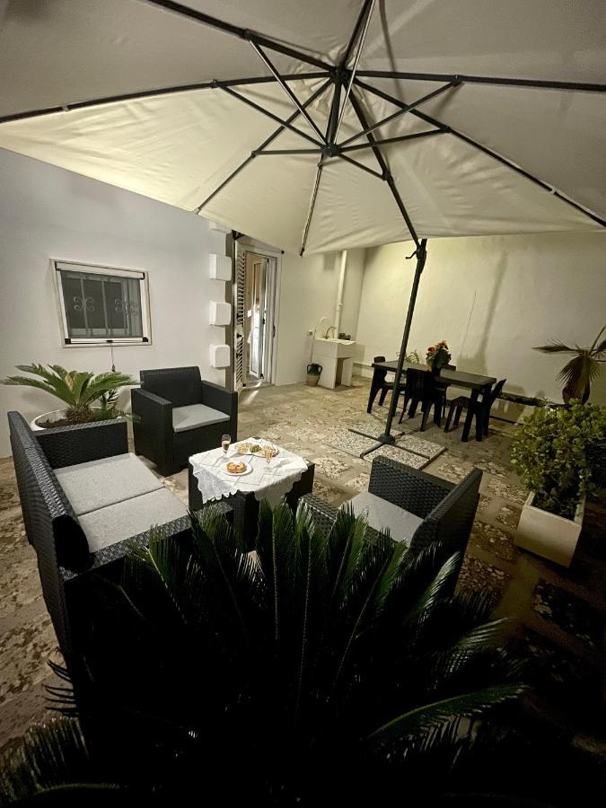 A Casa Dei Miei Hotel San Pietro Vernotico Exterior photo
